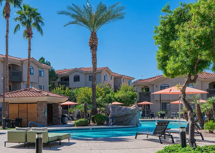 Near Diablo Stadium & Asu-hottub-pool-gym-parking Tempe