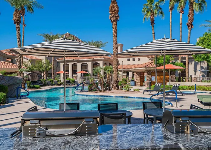 Near Diablo Stadium & Asu-hottub-pool-gym-parking *